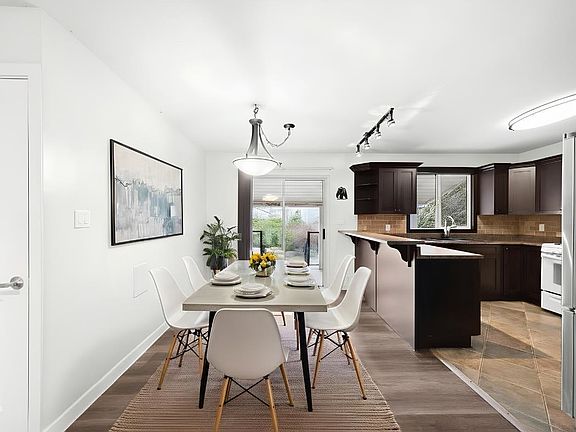 5th image of 650 Park St