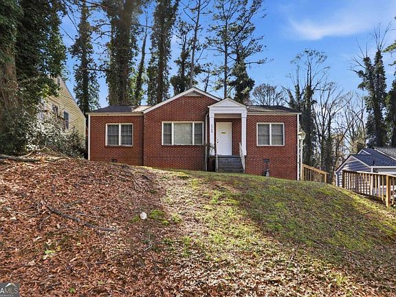 2nd image of 1169 Eastridge Rd SW