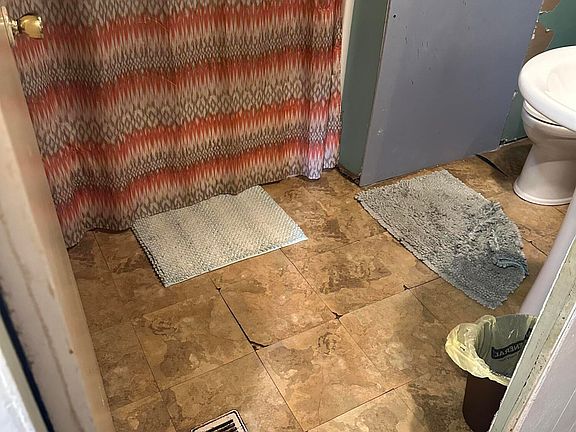 5th image of 6029 Opossum Trot Rd