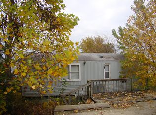 240 Misty Rdg, Lakemoor, IL 60051