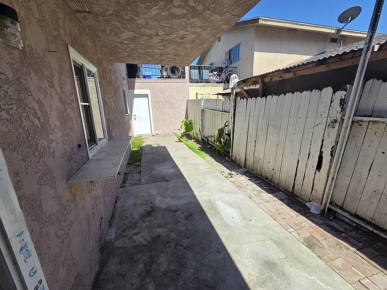 2044 S Nautical St #2 — Photo 9