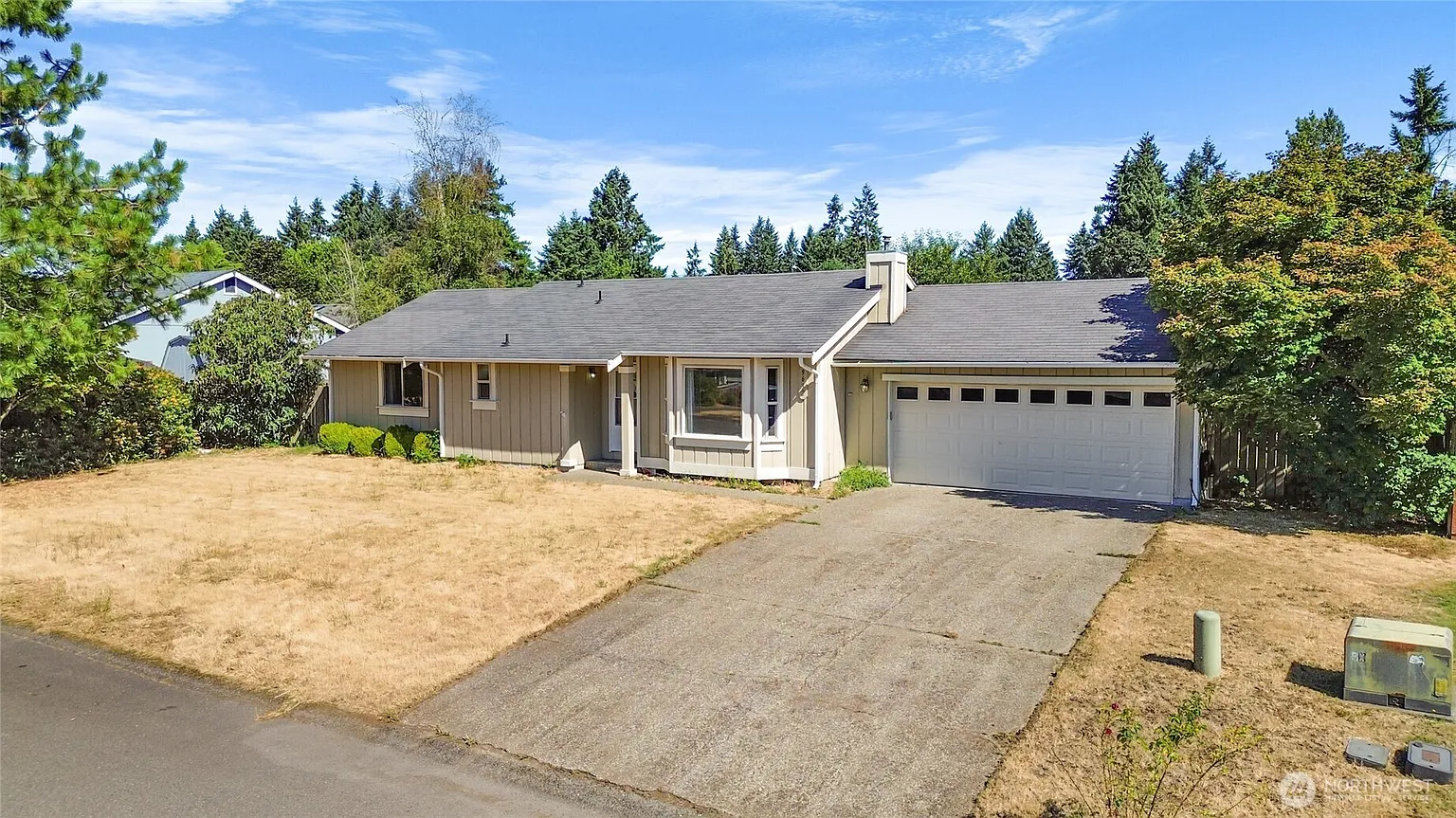 9632 Pinedrop Drive SE photo 1