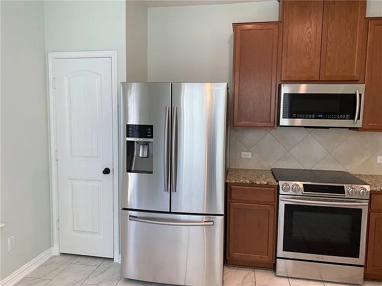 712 Estes Park — Photo 11