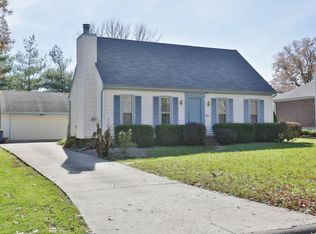 612 Stivers Rd, Woodlawn Park, KY 40207