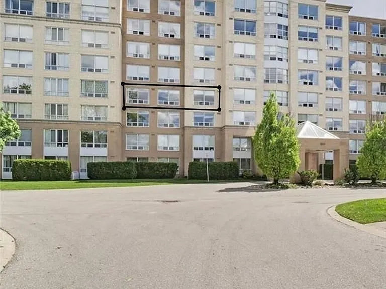 1510 Richmond St #405 — Photo 3