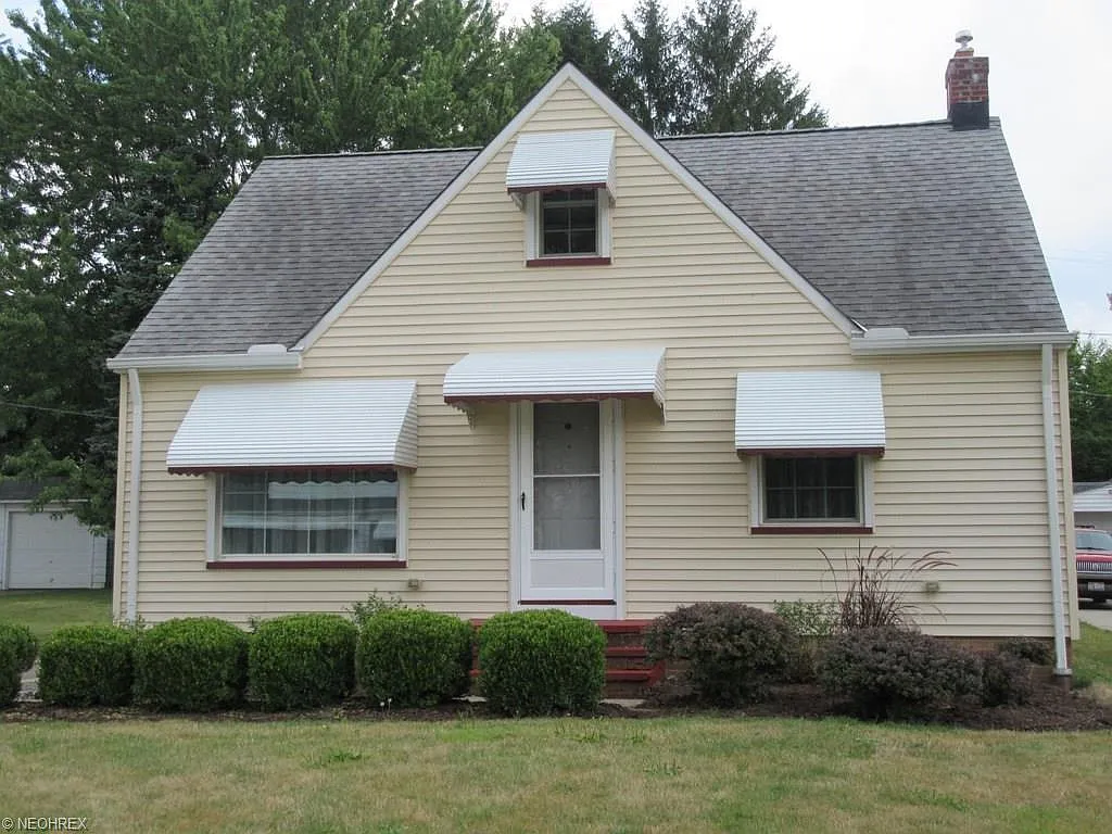 5129 Catherine St photo 1