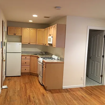 Rented by GPA Realty | media 5