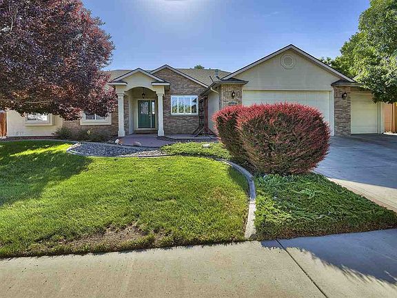 2nd image of 642 W Pagosa Dr