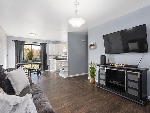4th image of 4715 Northern Ave