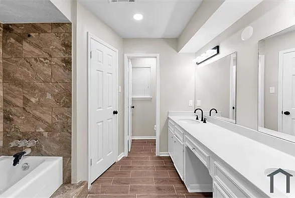 8102 Autumn Willow Dr — Photo 16