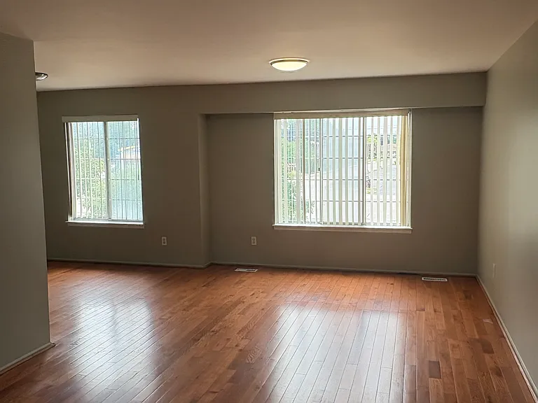 30200 Southfield Rd #204 — Photo 6