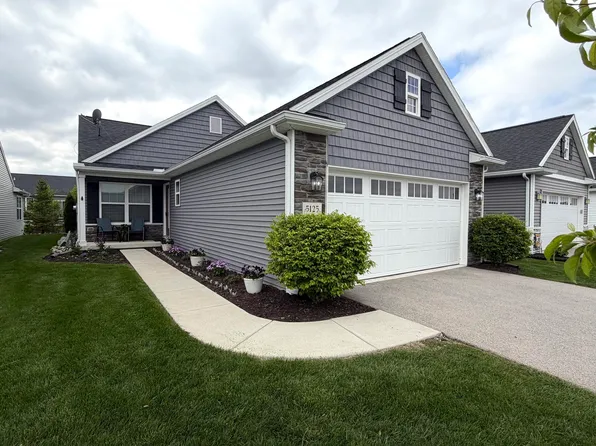 5125 Comstock Dr, Sylvania, OH 43560