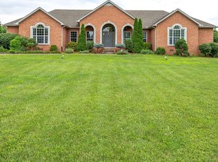 1093 Robertson Rd, Gallatin, TN 37066