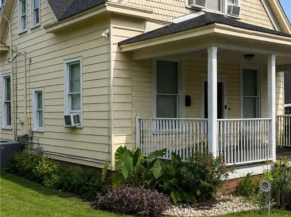 307 Mitchell St, Fairmont, NC 28340