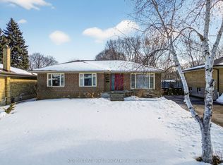 1655 Springwell Ave, Mississauga, ON L5J 3J1