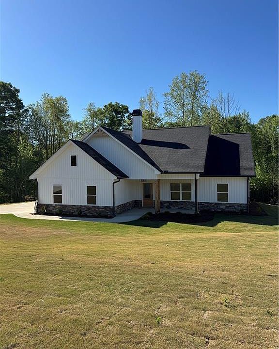 1st image of 249 Wilson Rd