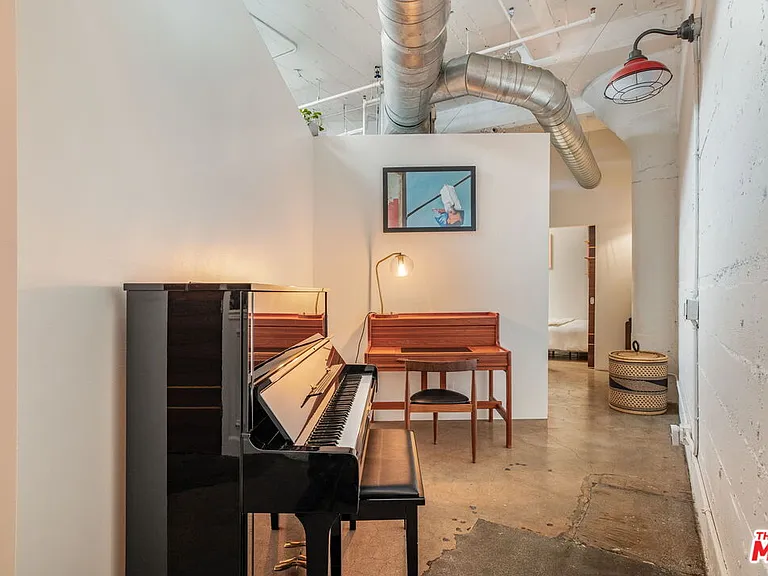 530 Molino St #213 — Photo 16
