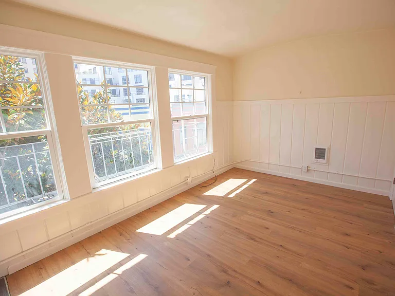 20 Joice St #3 — Photo 2