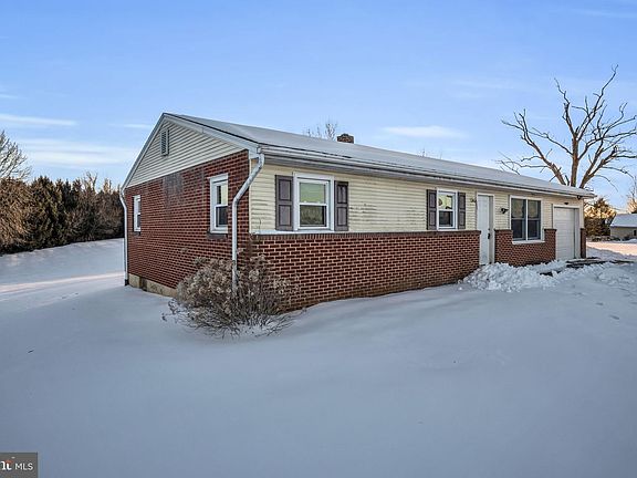 4th image of 36 Clay Rd