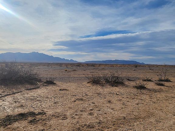 2nd image of 0 Tamarack Rd SE