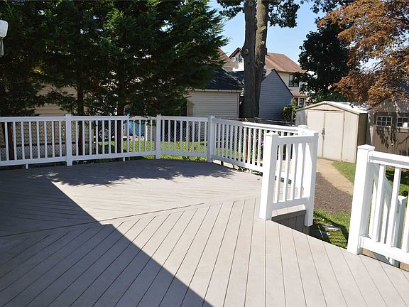 4th image of 140 N Cottage St
