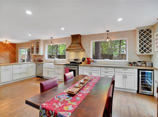 6 Kittiwake Ct, The Woodlands, TX 77380