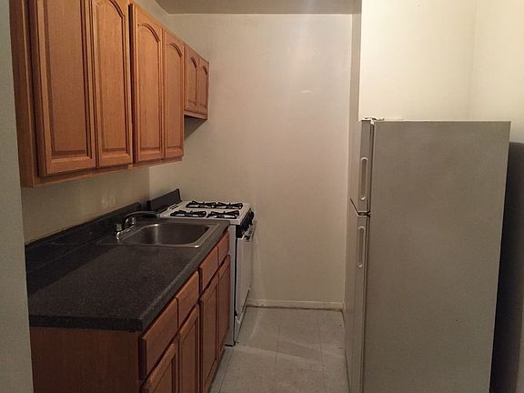 3rd image of 9430 60th Ave APT 3D