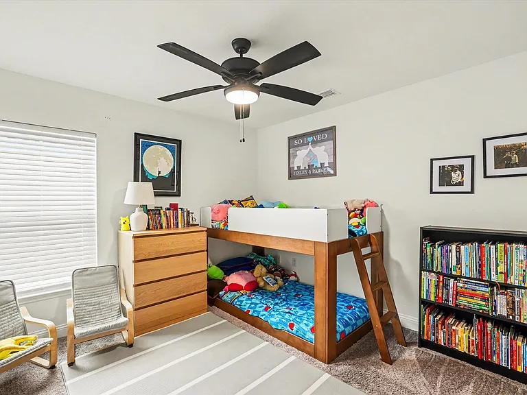 414 Grand Oaks Rd — Photo 31