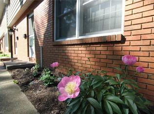 286 Mentor Ave APT 5, Painesville, OH 44077