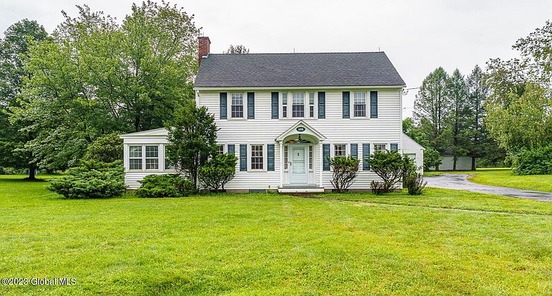 2nd image of 608 Brunswick Road
