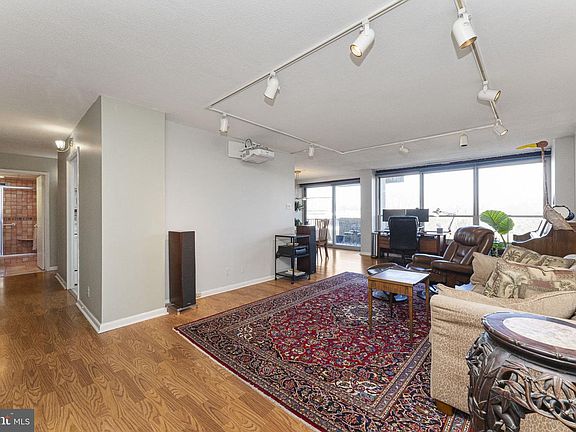 3rd image of 1001 City Ave #Ed-1013