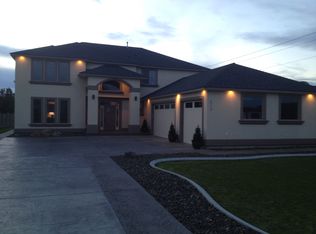 4712 Shoreline Ct, Pasco, WA 99301