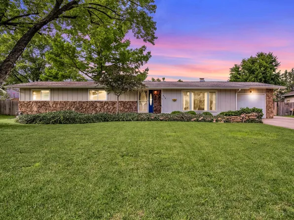 916 Trinity Dr, Newton, KS 67114