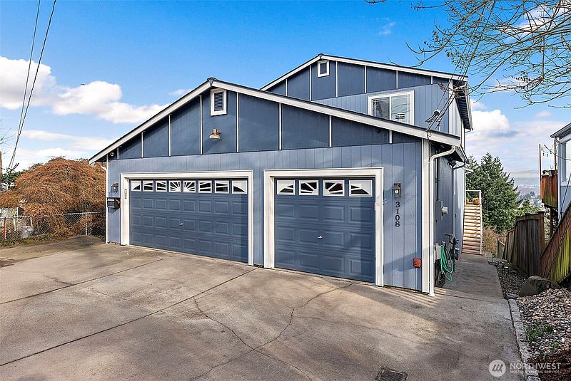 4th image of 3108 E Valley View Terrace