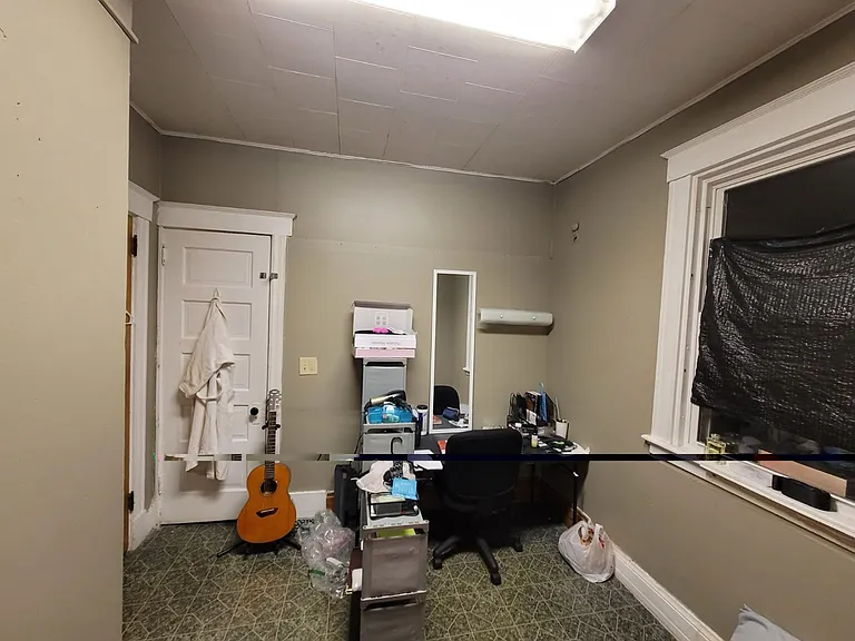 2340 W Clifton Ave — Photo 13
