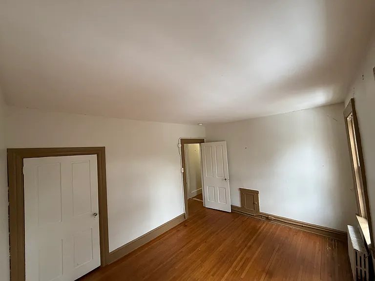 413 W Orange St #3 — Photo 4