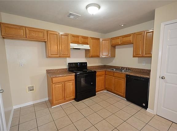 5th image of 8426 Valor Dr