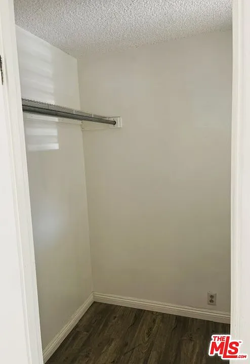 1 bed, 1.0 bath, 700 sqft, $2,500 — Photo 4