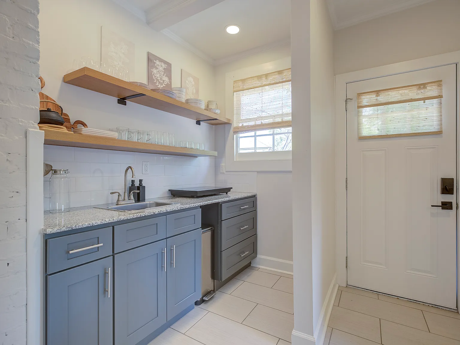 1613 South Mint Street - C — Photo 3