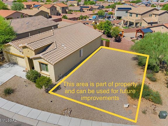 3rd image of 1172 E Madera Grove Ln
