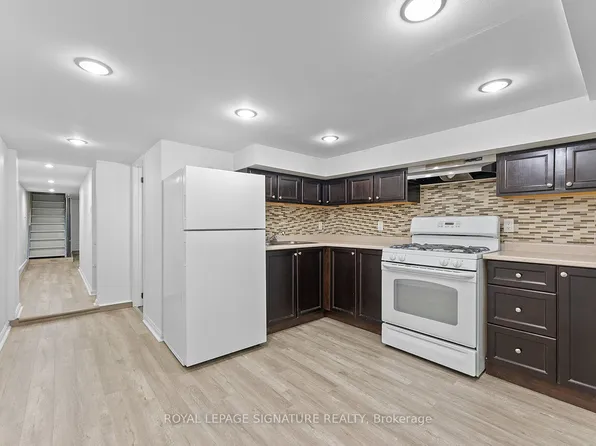 233 Greenwood Ave #1, Toronto, ON M4L 2R4