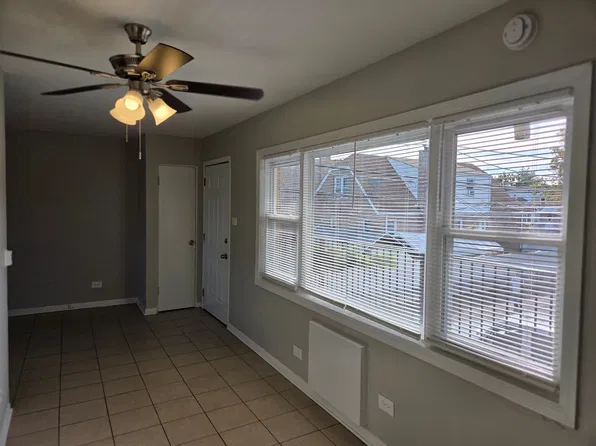 5813 W 35th St #7, Cicero, IL 60804