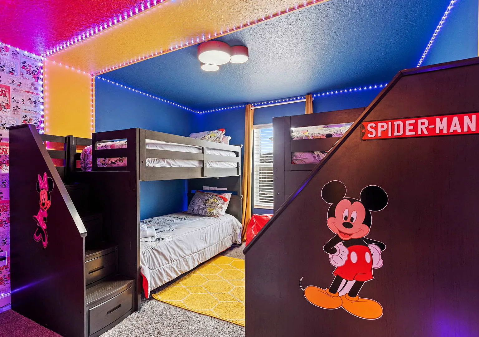 Chic 4BR Home with Mickey & Star Wars Rooms — Photo 2