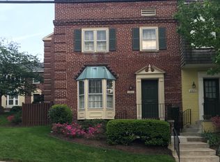 6639 Hillandale Rd #104, Chevy Chase, MD 20815
