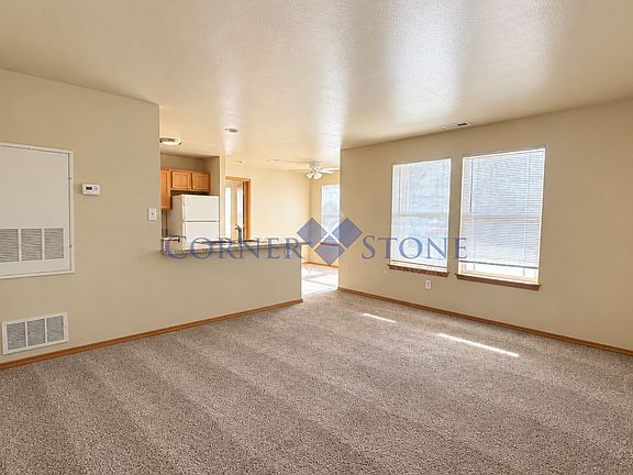 2nd image of 1805 E Overland Rd #11