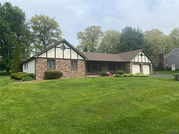 2nd image of 5252 Foxcroft Dr N