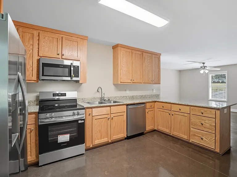 3126 Candy Ln — Photo 2