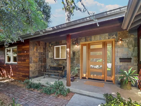 725 Peach Pl, Davis, CA 95616