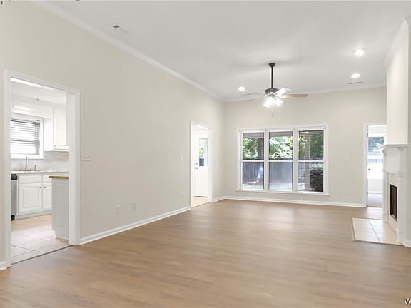 3rd image of 4829 Ashley Hill Cir