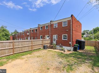 3826 W Bay Ave, Baltimore, MD 21225